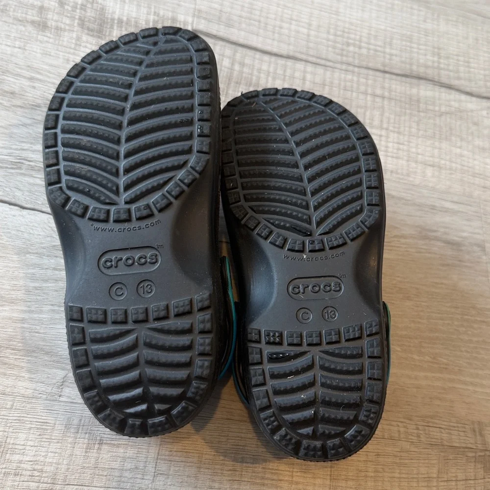 Minecraft Crocs (size 13 kid) - Picture 6 of 6